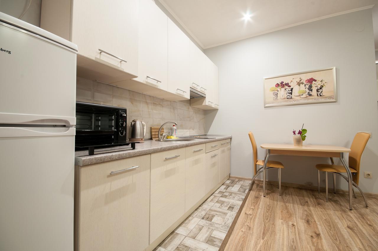 Wonderful Flat On City Center อุชโฮรอด ภายนอก รูปภาพ