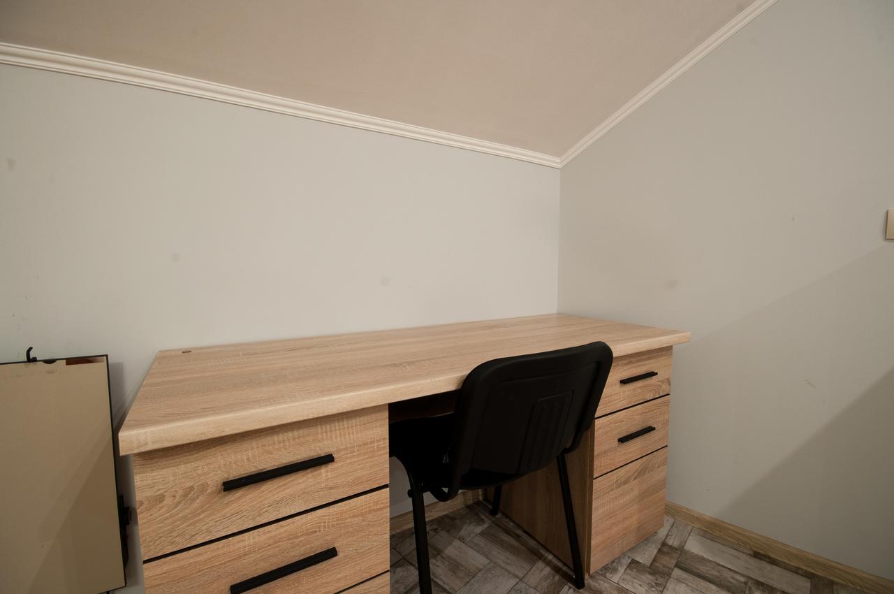 Wonderful Flat On City Center อุชโฮรอด ภายนอก รูปภาพ